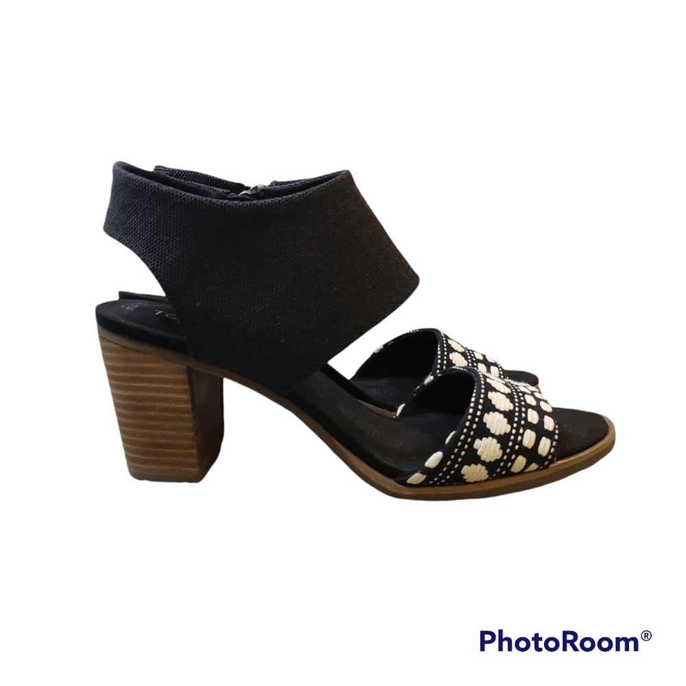 TOMS Majorca Cutout Sandal (wide width)
